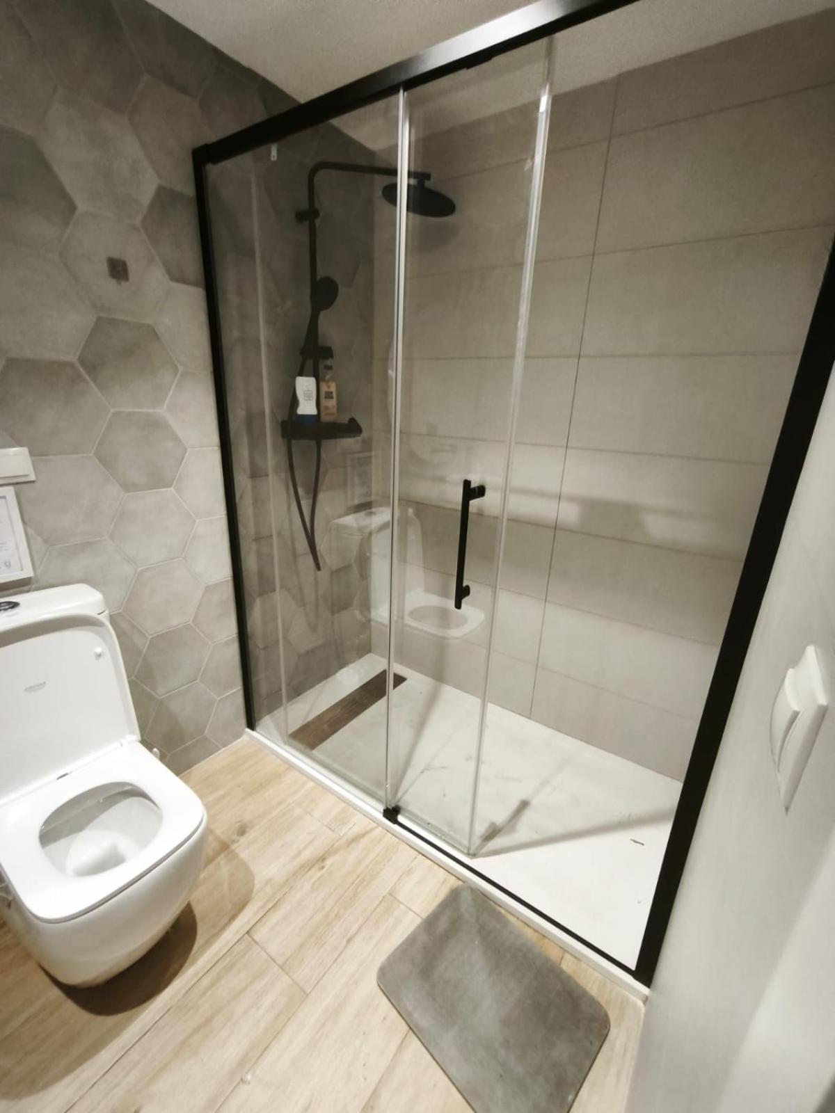 Lindo Cabanyal - Comfort Family Beachside Apartment Valencia Buitenkant foto